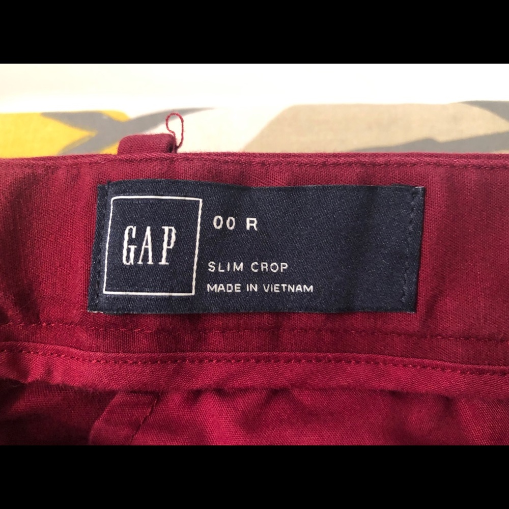 Gap slim crop casual pants. Inseam- 25 1/2”
